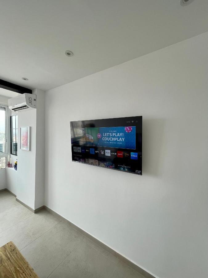 Sky Views Studio In City Centre Alicante Esterno foto
