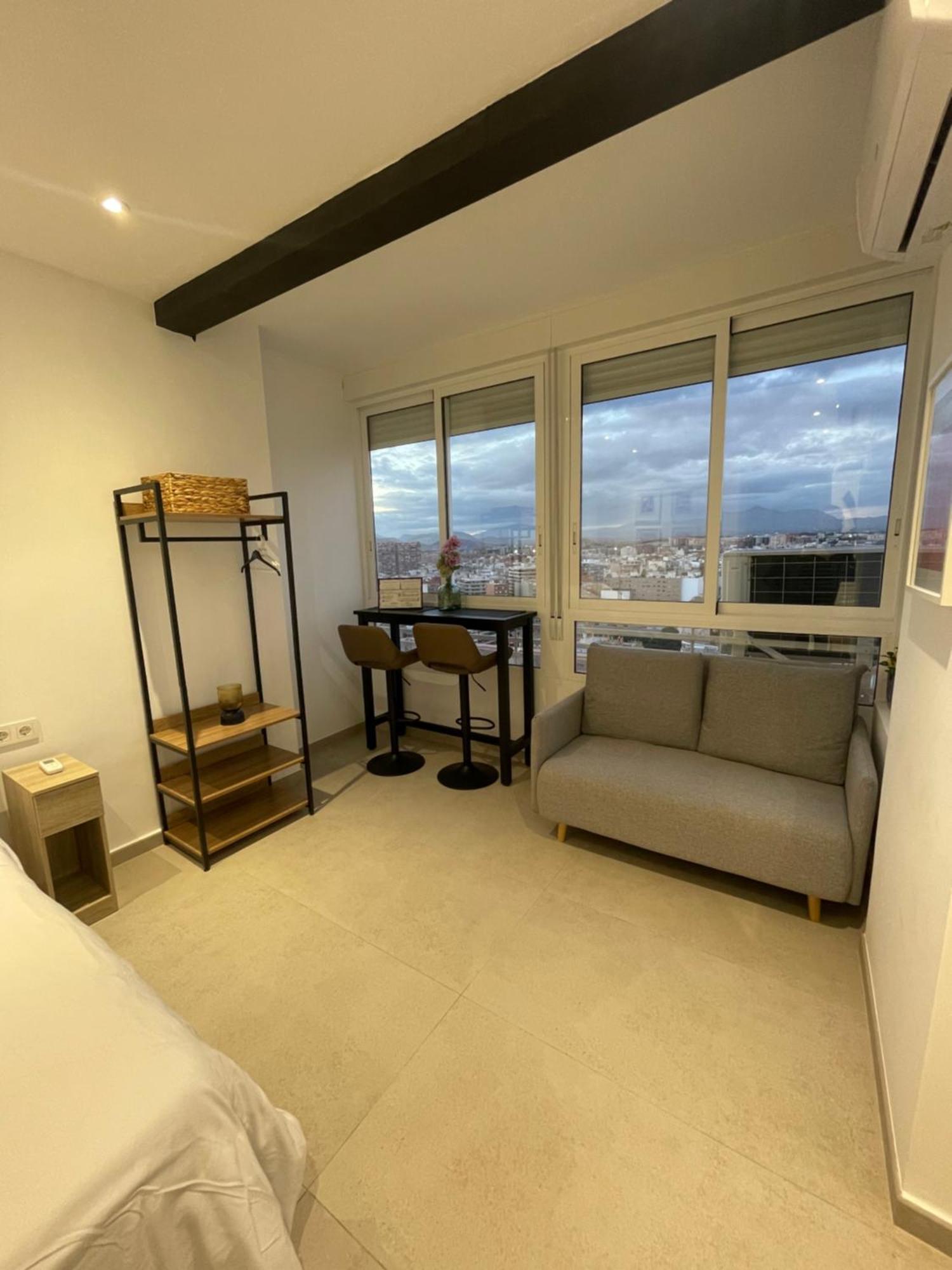 Sky Views Studio In City Centre Alicante Esterno foto